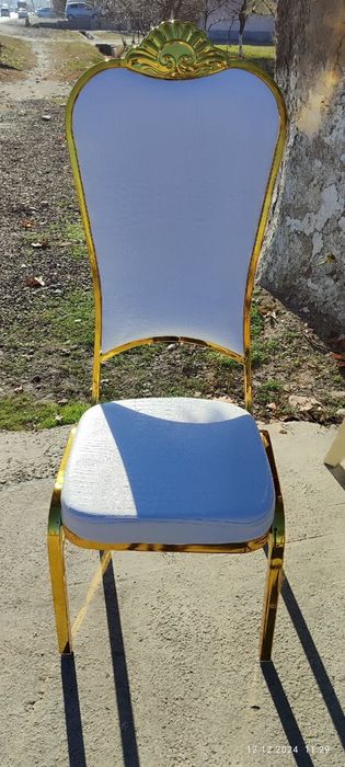 stol stullar  sex narxida. 350 mingdan boshlanadi