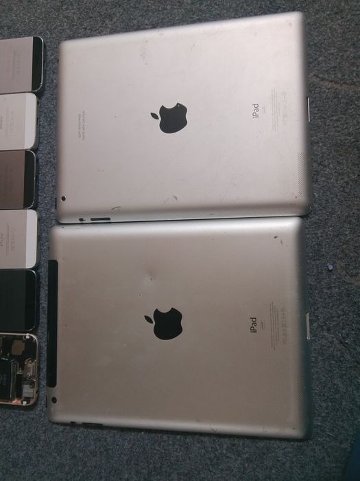 Telefonlar zapchasga beriladi  iphone 4,5,5s,6s ipad  5,5s zapchasga