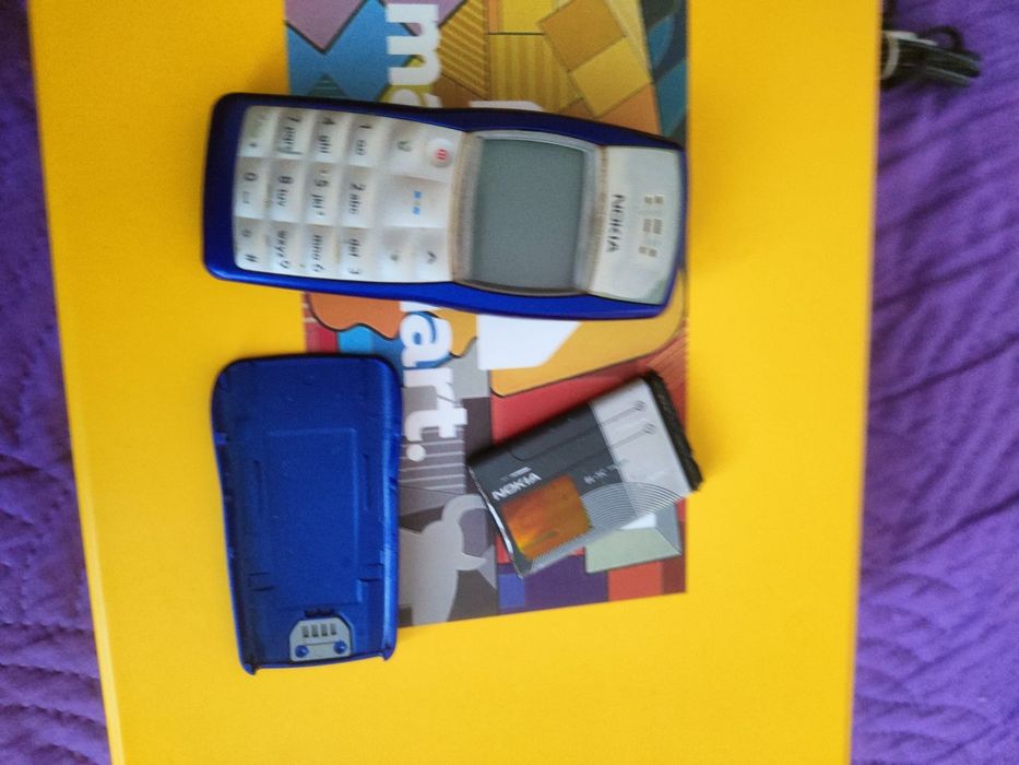 Nokia 5100 Simens  МЕ45.  .. Nokia 1100b