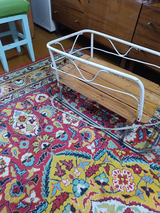 Продам сани крепкие