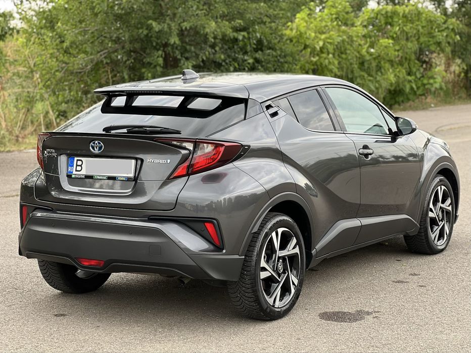 TOYOTA C-HR 2023 — imagine 4