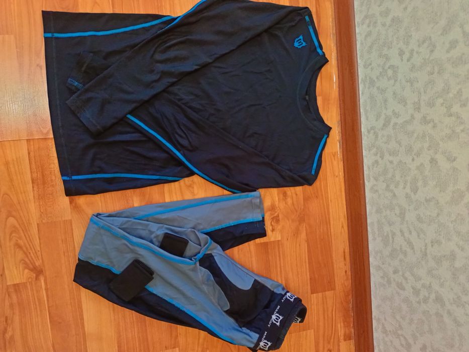 Продается хоккейный экипировки