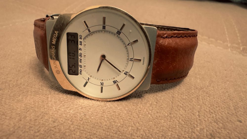 Junghans Mega aspect ireprosabil,curea originala si catarama originala