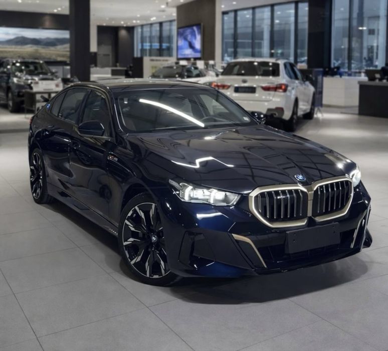 BMW i5 35L long eDRIVE 2025 йил