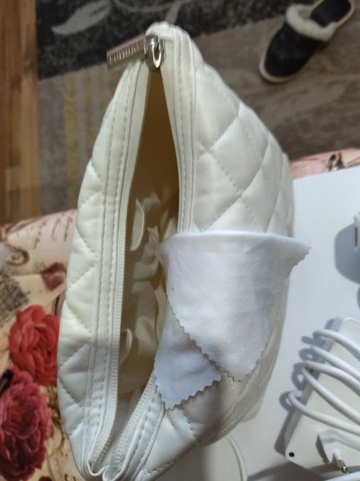 Фотоепилатор IPL Philips Lumea Bri 959