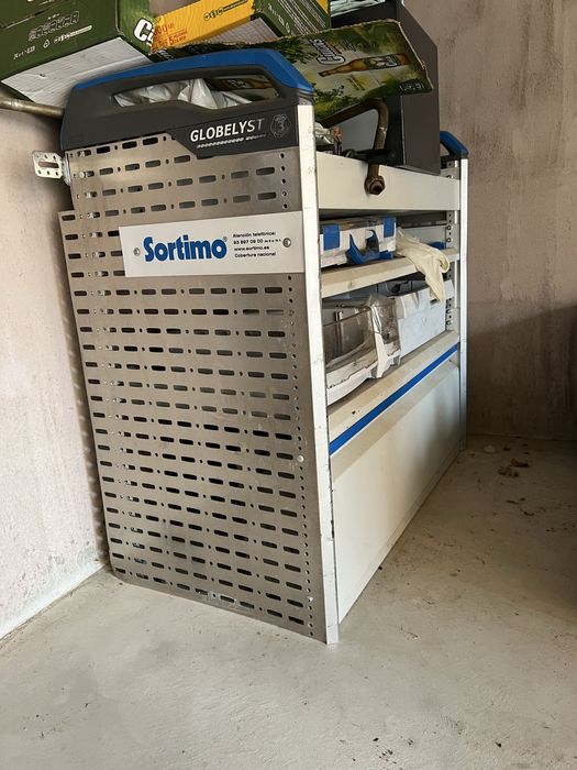 Dulap pentru scule pentru masină,