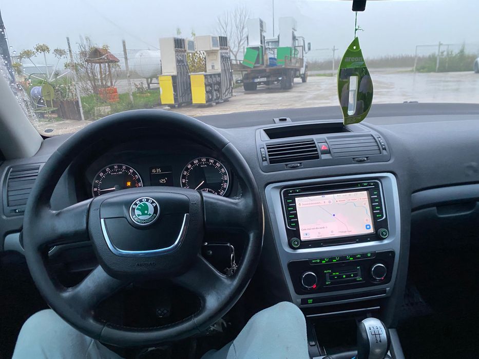 Vând Skoda Octavia facelift