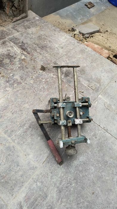 Дърводелска стяга. Изправна. Работи без проблем. В много добър