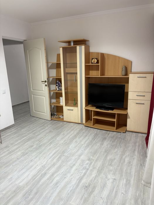 Închiriez apartament 2 camere