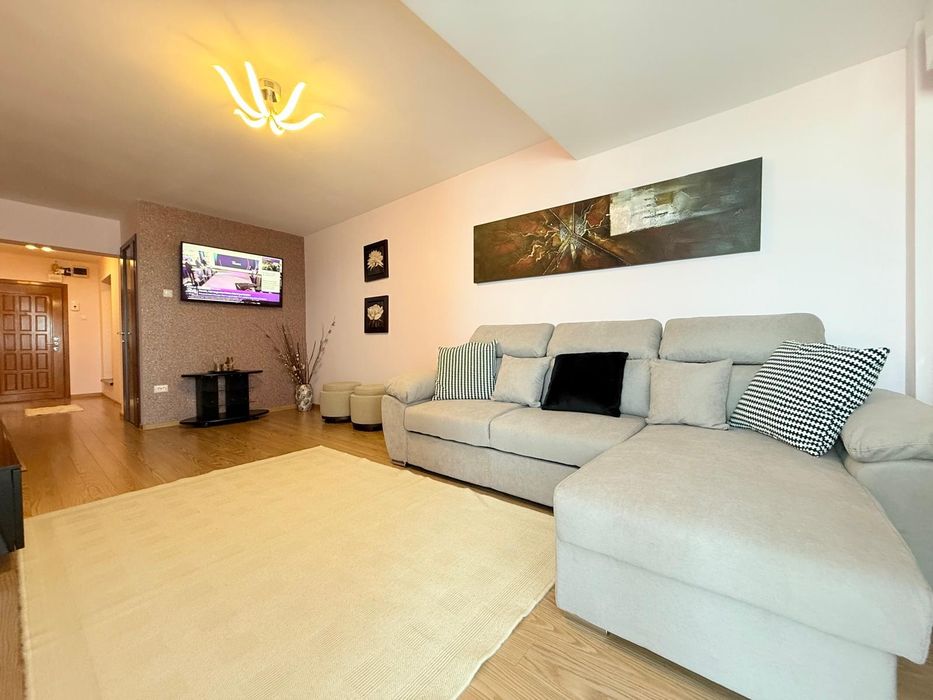 Vând apartament 3 camere Faleză Nord, Constanța