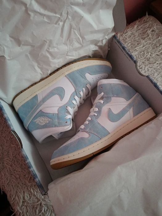 Adidași Nike Air Jordan 1 Denim