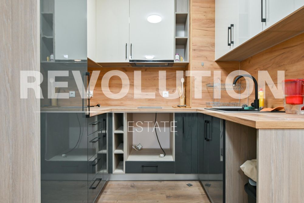 Дава се под наем Тристаен апартамент в София, Малинова долина - 104 кв.м за 720 € - Снимка #4