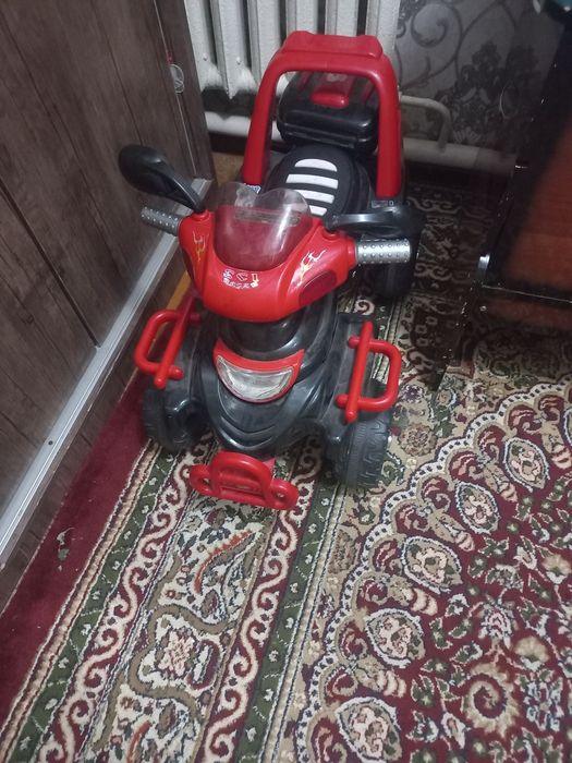 Продаётся электромашина (квадроцикл,автомобиль)