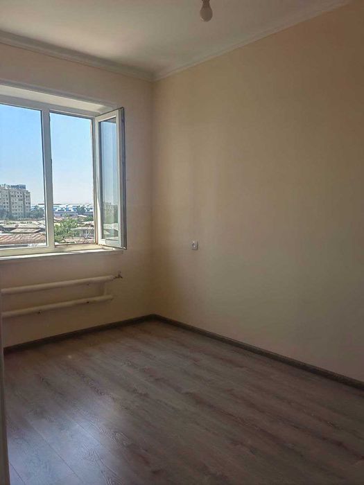 Продается квартира в Яшнабадском Тузел-1. 3-х ком 77-серия не торец