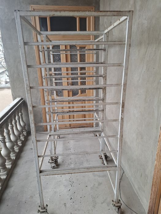 Nonvoyhona uchun jixozlar b/u