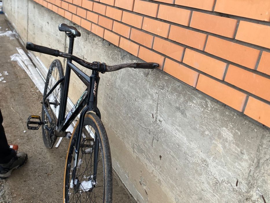 Продам велосипед Фикс jixf!