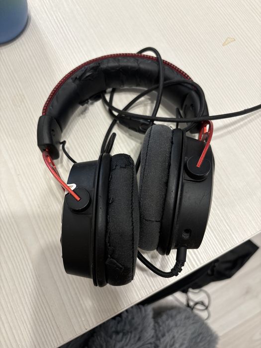 Продаю наушники cloud alpha