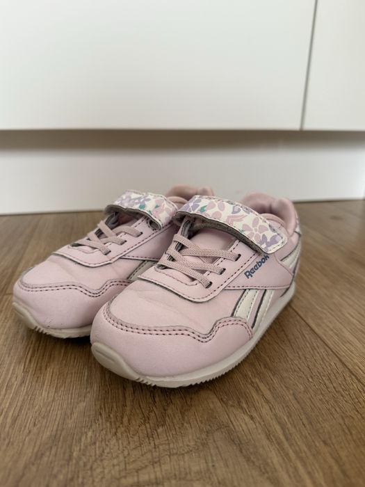 Спортни обувки REEBOK - номер 24