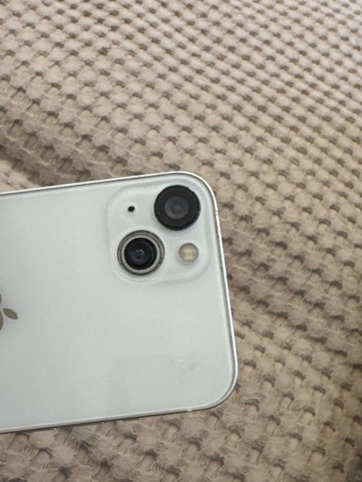 Продам Iphone 13