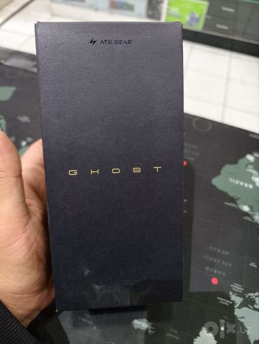Товар в упаковке ATK GEAR GHOST серебристый/чёрный