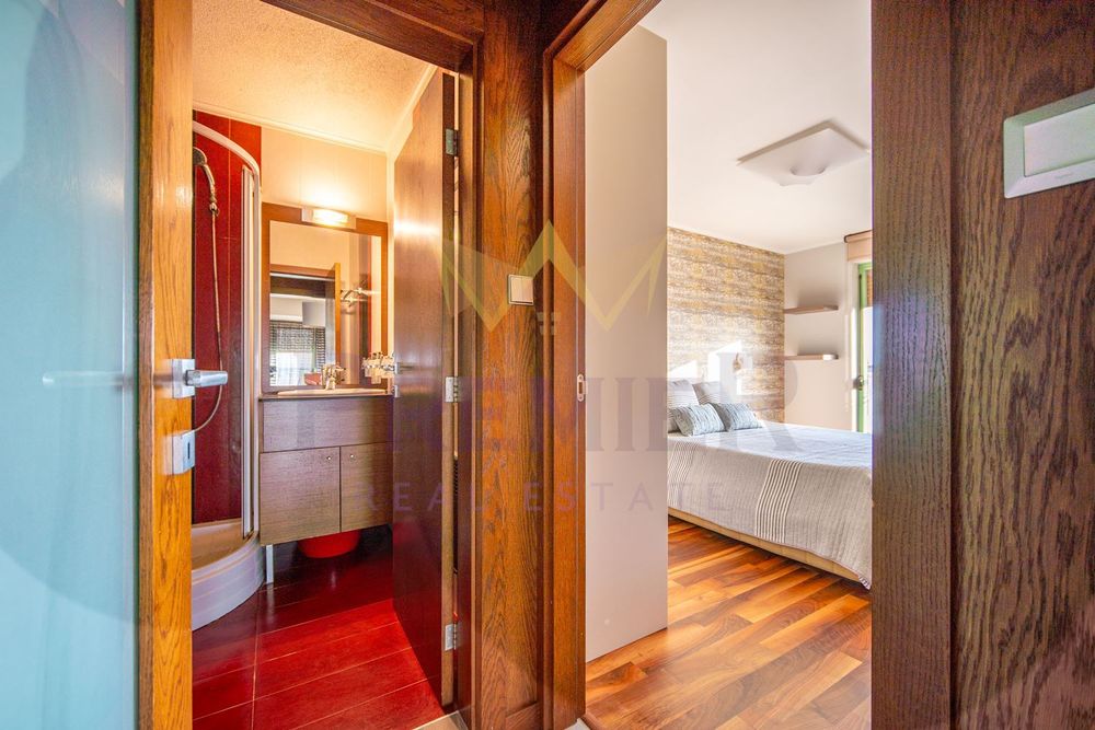 Четиристаен в Несебър с гараж