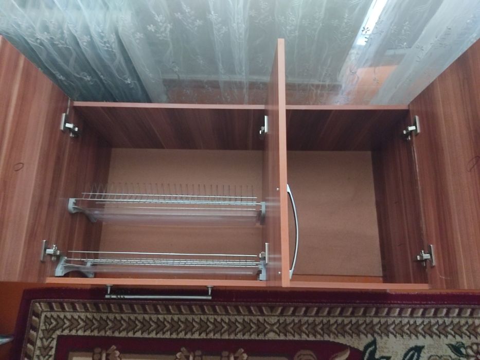 Кухонная тумбочка