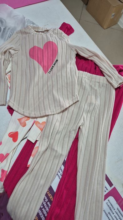 Продам 3 костюма в наборе