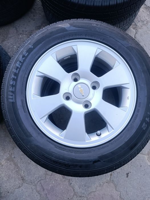 15 gentra radnoy deska balon yangi