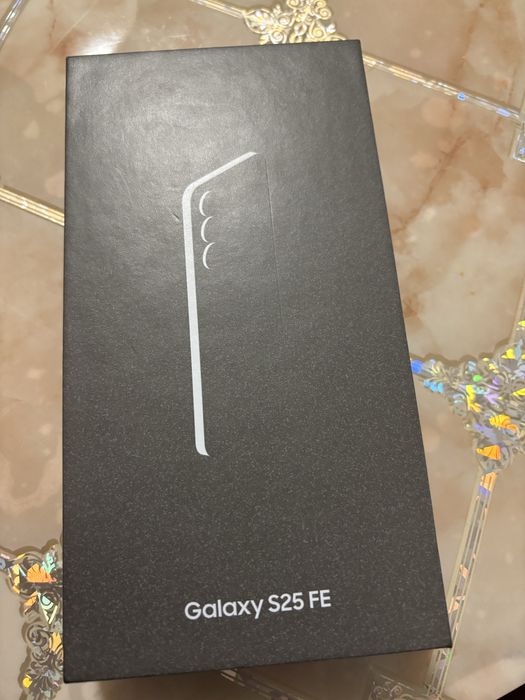 De vanzare samsung galaxy s25 FE