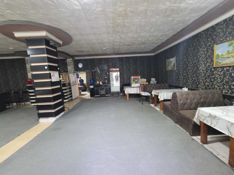 Tayyor ishlab turgan KAFE  sotiladi. Barcha komunikatsiya mavjud