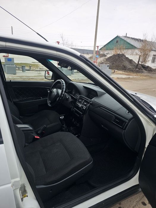 Продам ладу приору 2