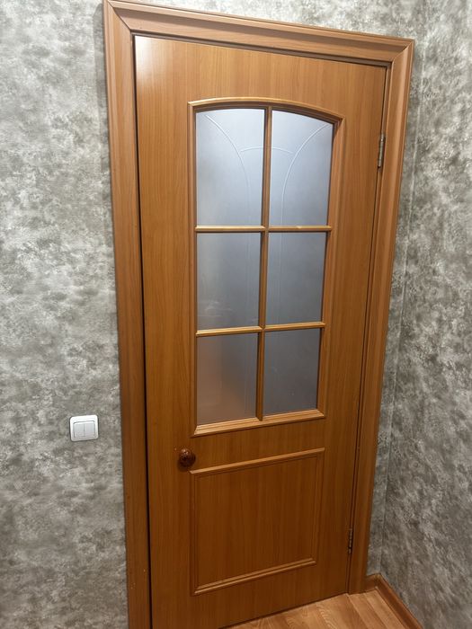Продам межкомнатные двери б/у
