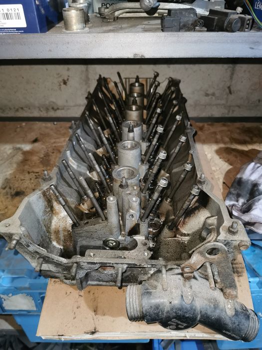 Цилиндрова глава от BMW e36 м50б20 без ванос