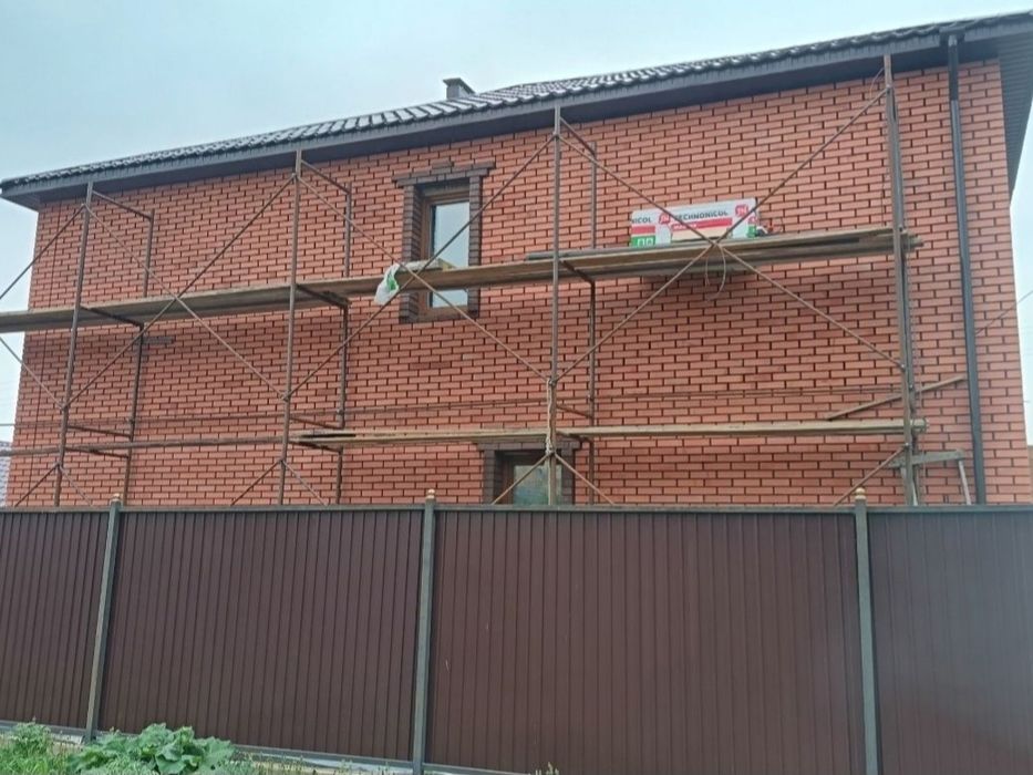 Каменщик, бетонщик, крышавик