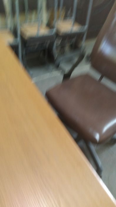Продаётся офисные стол и стуля