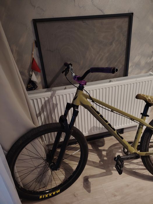 Vând Dirt Jumper Drag