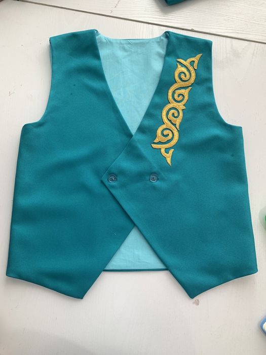 Жилетка ручной работы