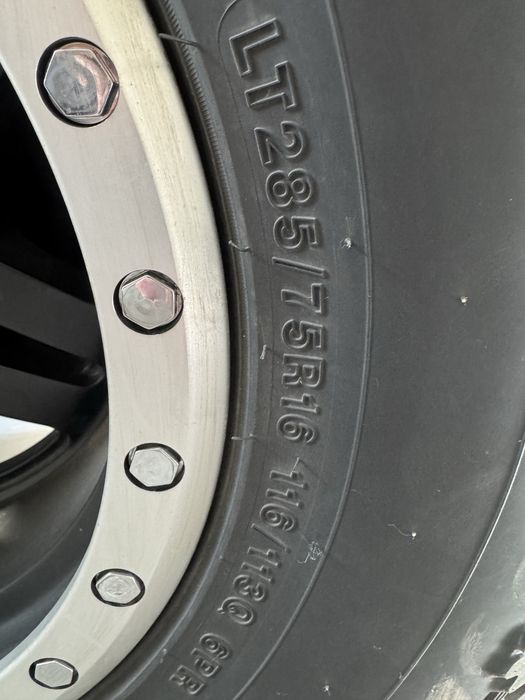 Резина Arivo Rock M/T