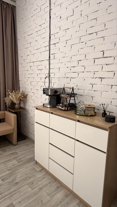 Парикмахерское кресло/рабочее место