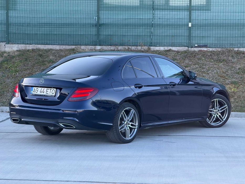 Mercedes-Benz E Klass AMG Line 220d / MultiBeam / Tableta mare / 2019