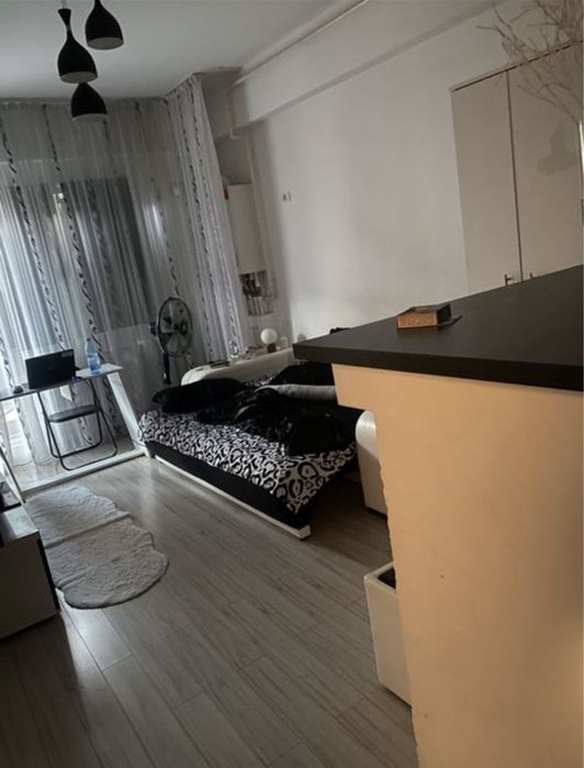 Colega de apartament