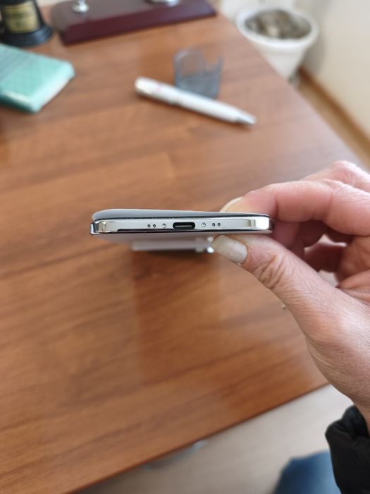 iPhone air 256 GB гаранционен