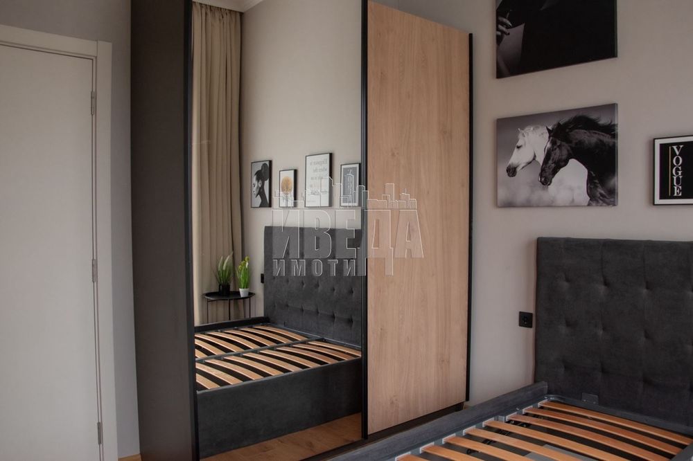 Продава се Двустаен апартамент в Варна, Бриз - 117 кв.м за 2133 €/кв.м - Снимка #3