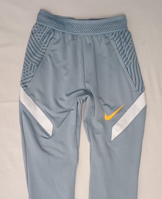 Nike DRI-FIT Strike Pants оригинално долнище ръст 137-147см Найк спорт долно долница