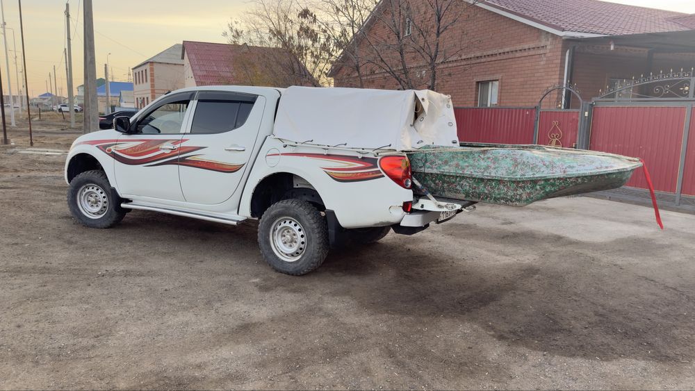 Лодка из стеклопластика