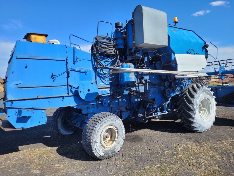 Продам комбаин 4,5 млн тенге