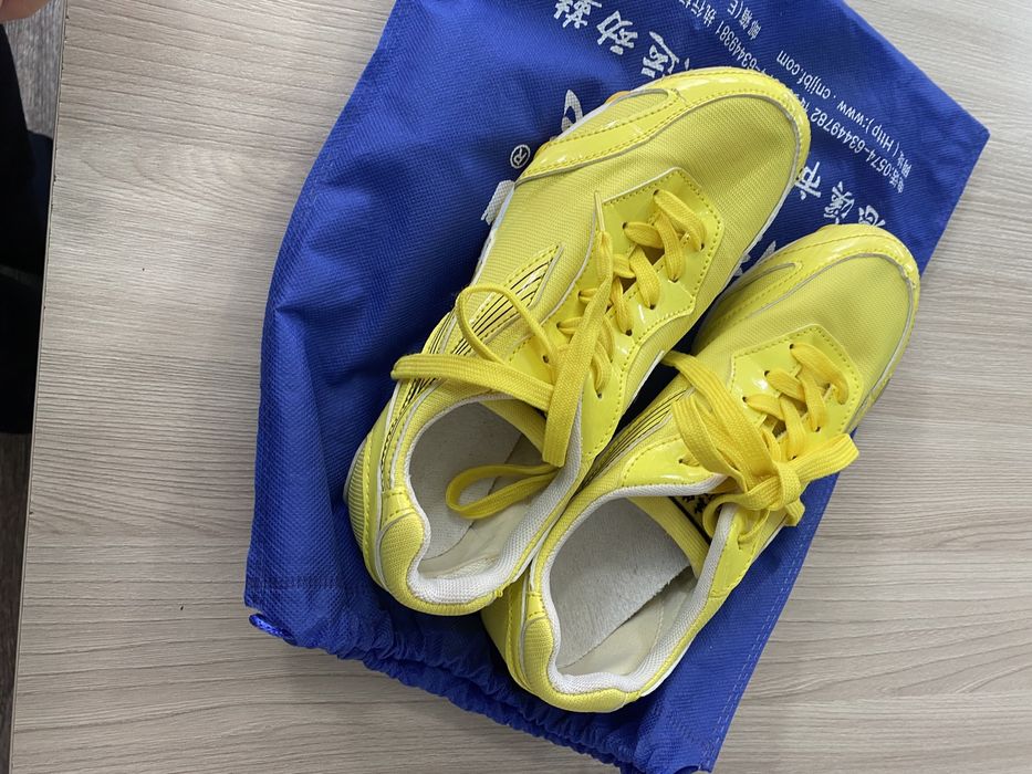 Продаю кросовки для бега