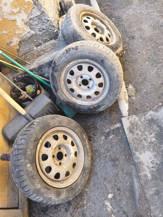 Колеса на 14 на Пассат б4 пойдет на запаску