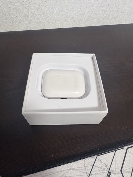 Apple AirPods Pro(generatia a 2-a)