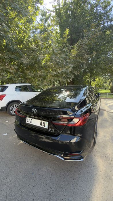 Toyota Camry 80 Hybrid
